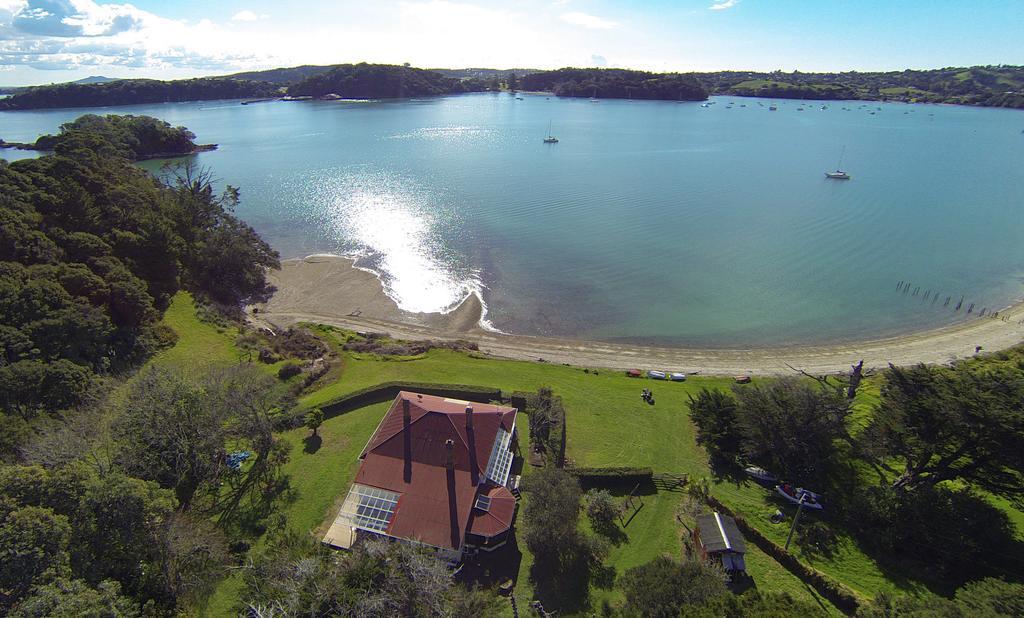 Oakura Bay Villa - Stay Waiheke Te Whau Bay エクステリア 写真