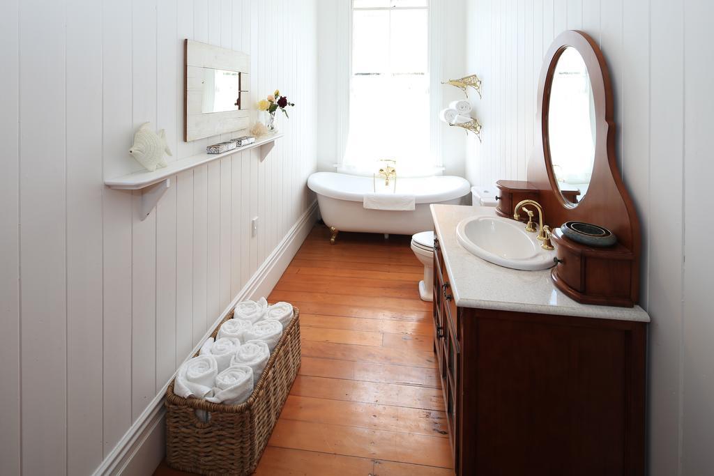 Oakura Bay Villa - Stay Waiheke Te Whau Bay エクステリア 写真