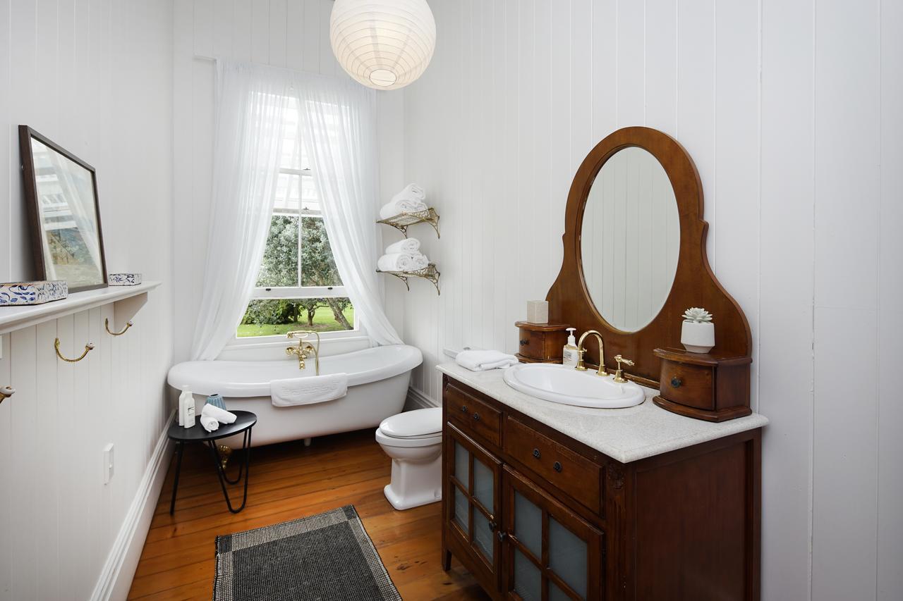 Oakura Bay Villa - Stay Waiheke Te Whau Bay エクステリア 写真