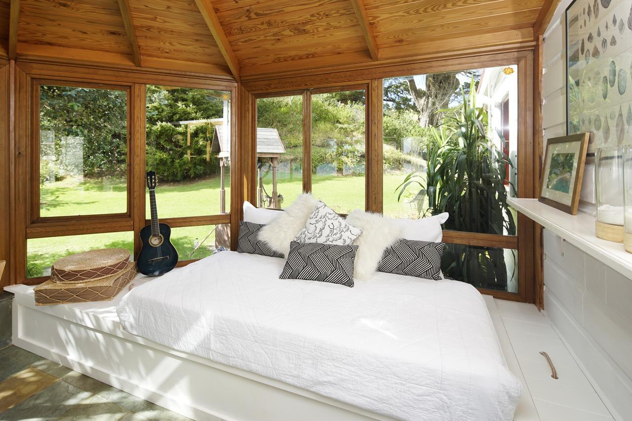 Oakura Bay Villa - Stay Waiheke Te Whau Bay エクステリア 写真